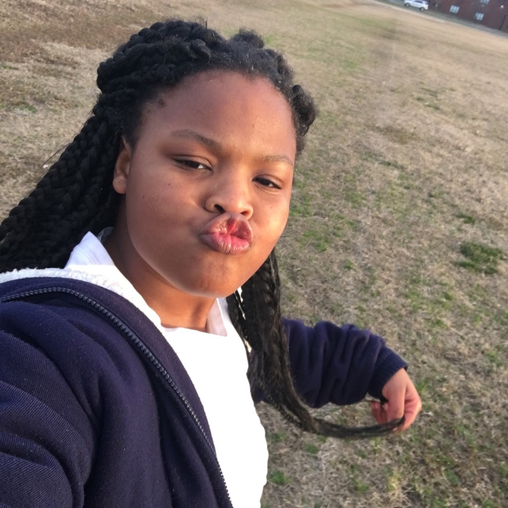 Meet your Posher, Taniya